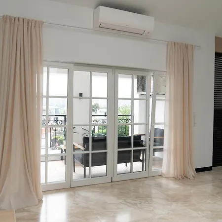 Luxus-appartments Neben Rhein & Reben * 莱茵河畔的巴特霍内夫